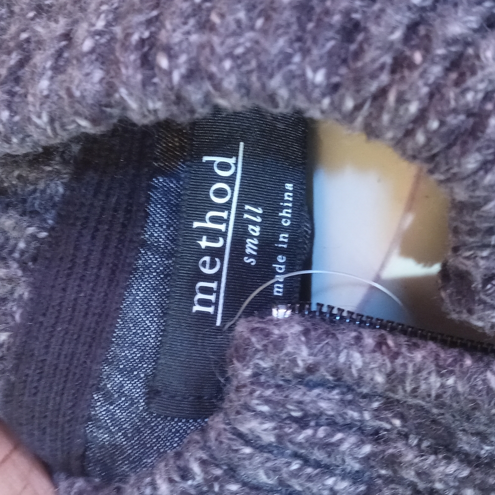 Method Sweater - Picture 5 of 5